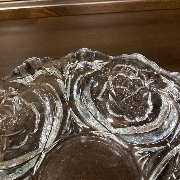 Heavy Crystal Glass Candy Dish Ashtray with Rose Design by Pasari - Picture 7 of 10
